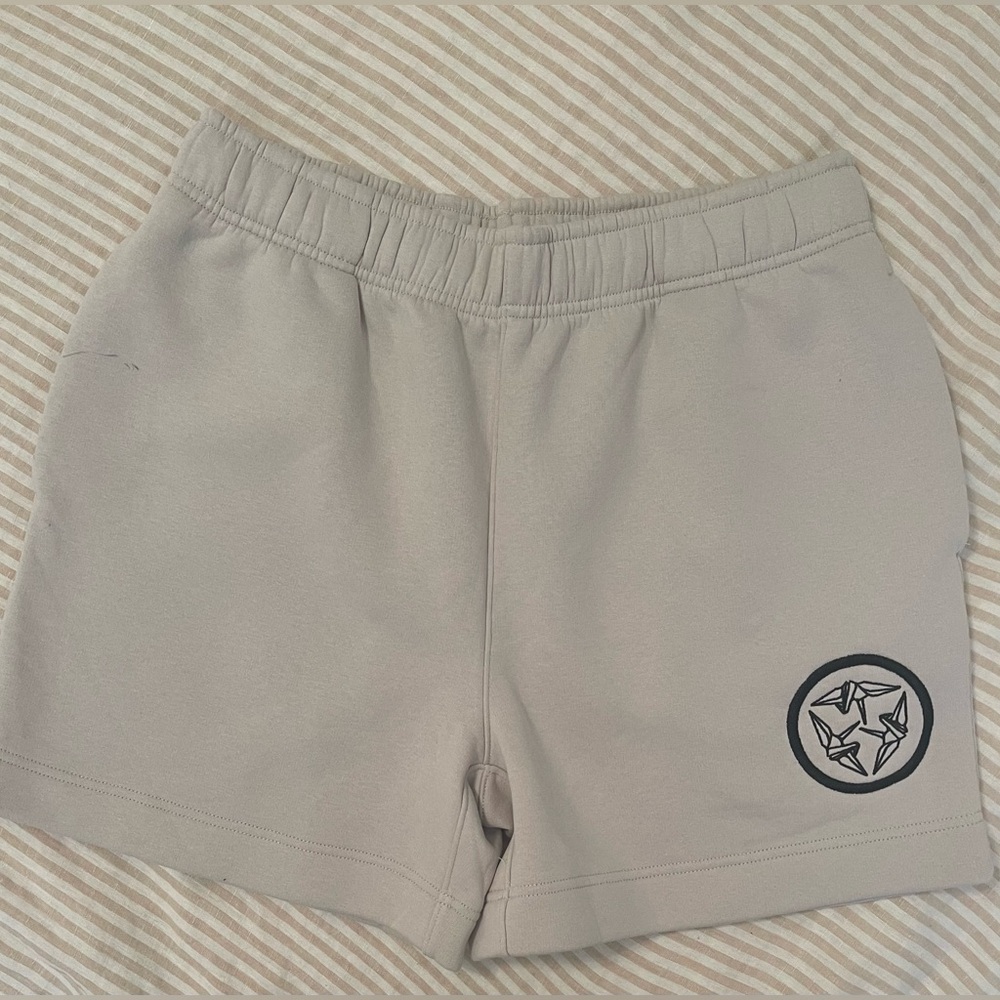 CRFT By Maki Mens Kamon Logo Shorts - In Creme Size Large NWOT - Picture 6 of 9